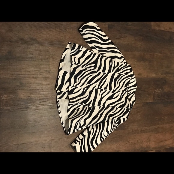 Zebra Print Blazer - Picture 3 of 5
